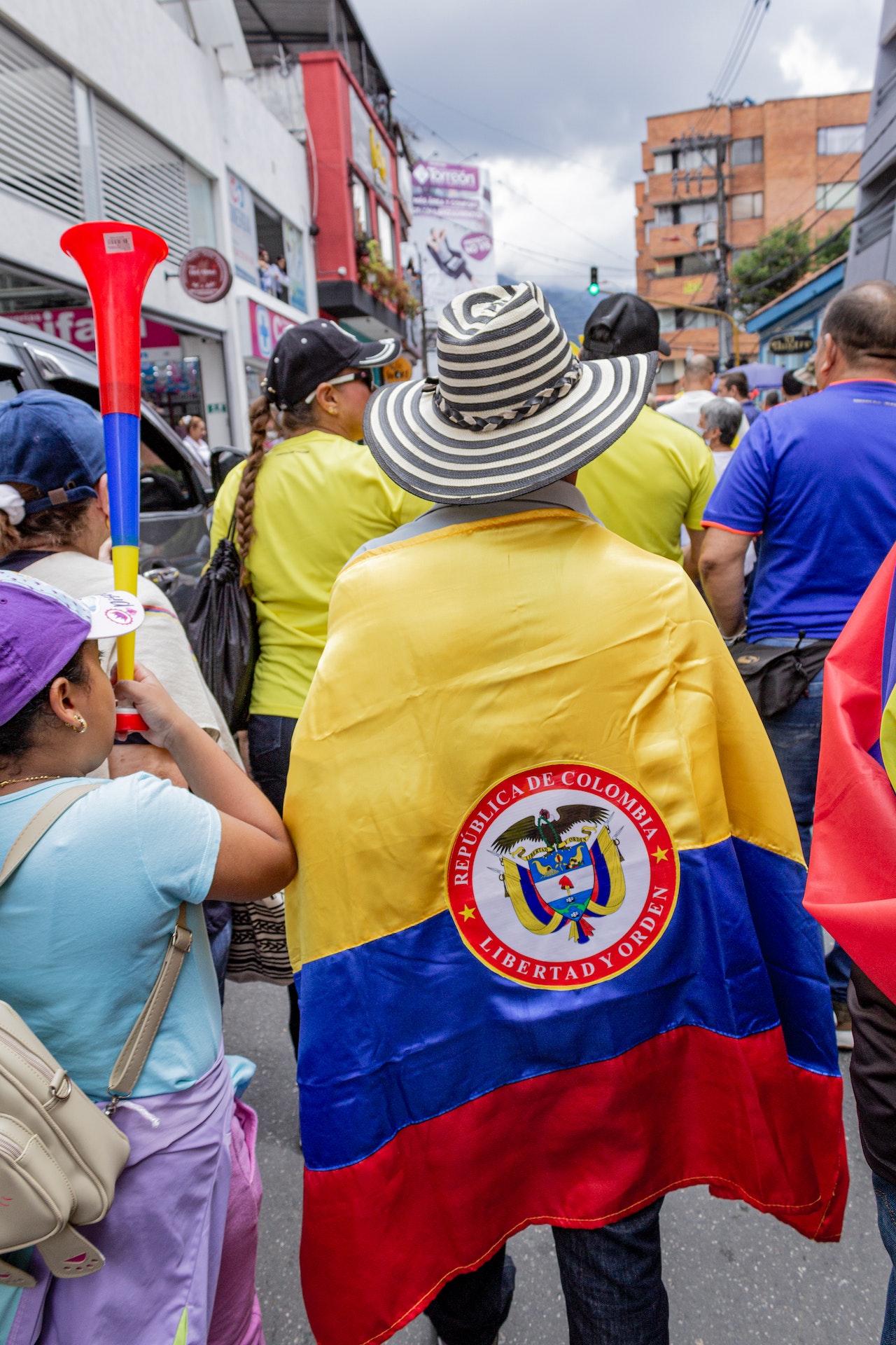 vivir en Inglaterra siendo colombiano